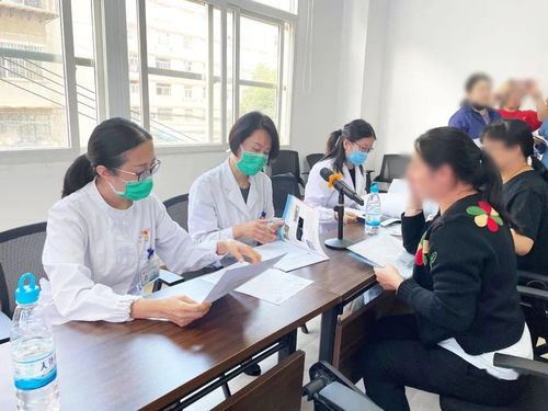 辦實(shí)事見(jiàn)行動(dòng) 健康義診惠民生——昆明醫(yī)科大學(xué)第三附屬醫(yī)院與棕樹(shù)營(yíng)社區(qū)聯(lián)合開(kāi)展健康服務(wù)